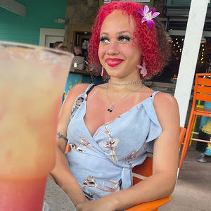 Meet your Posher, Brianna